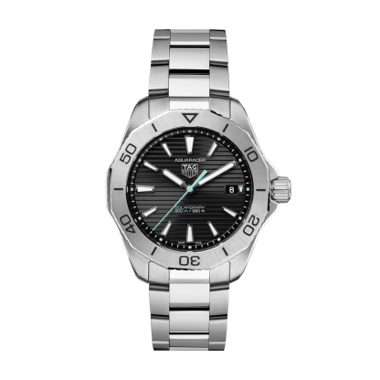 タグ・ホイヤー アクアレーサー
プロフェッショナル200 ソーラーグラフ