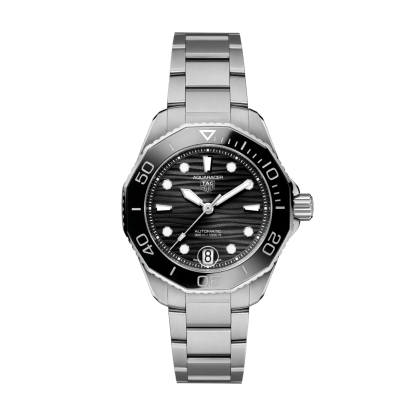 タグ・ホイヤー アクアレーサー
プロフェッショナル300